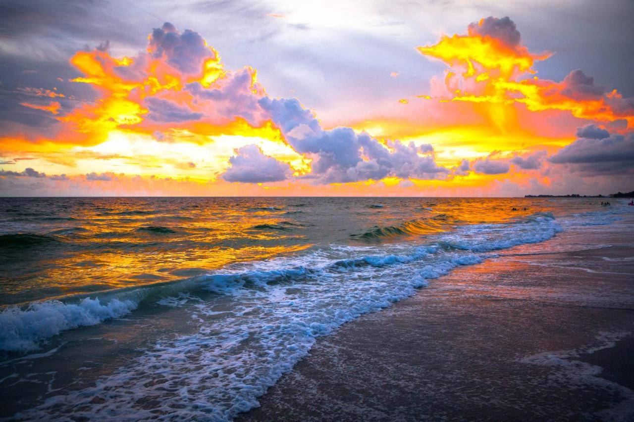 Anna Maria Island Beach Palms 8B Bradenton Beach Bagian luar foto